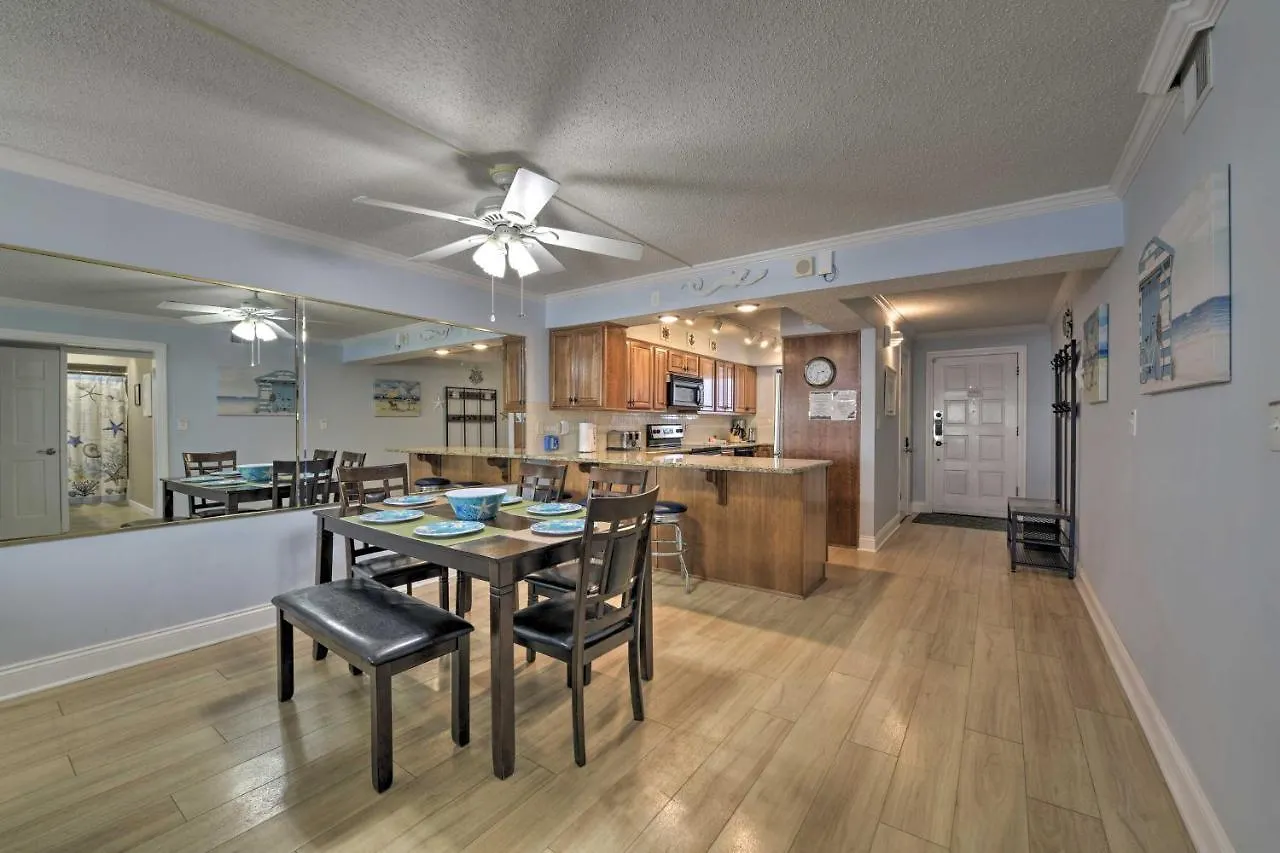 Pcb Condo With Community Perks And Beach Access Panama City Beach Apartment