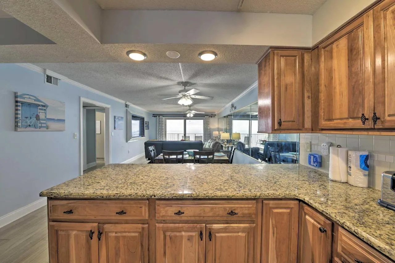Apartment Pcb Condo With Community Perks And Beach Access Panama City Beach
